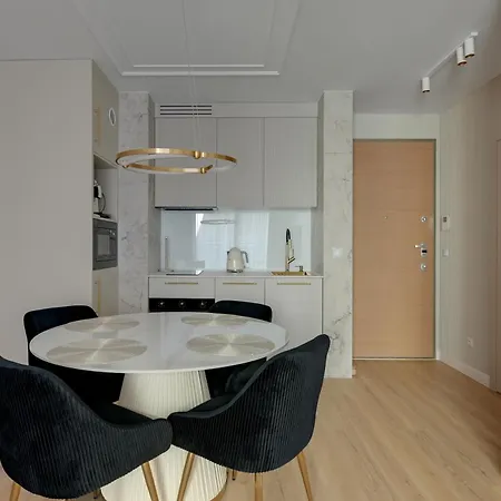 Waterlane Island - Riverview Pool, & Gym By Blue Mandarin Apartmán